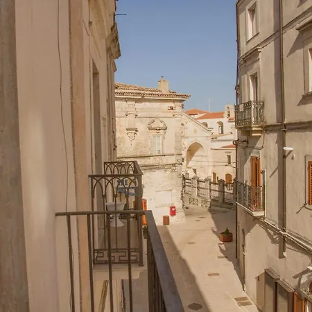 Gli Arcangeli - Affitti Brevi Italia بيت ضيافة Monte SantʼAngelo